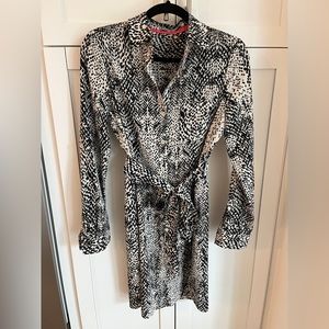 GORGEOUS SNAKESKIN ANIMAL PRINT DRESS